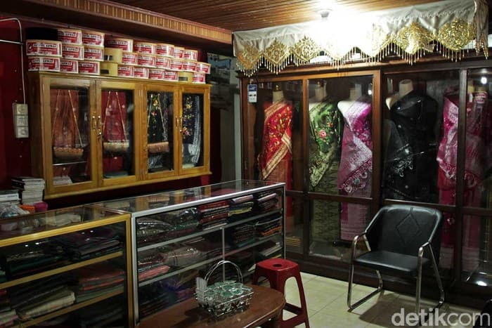 Toko Songket Silungkang Aina  banner
